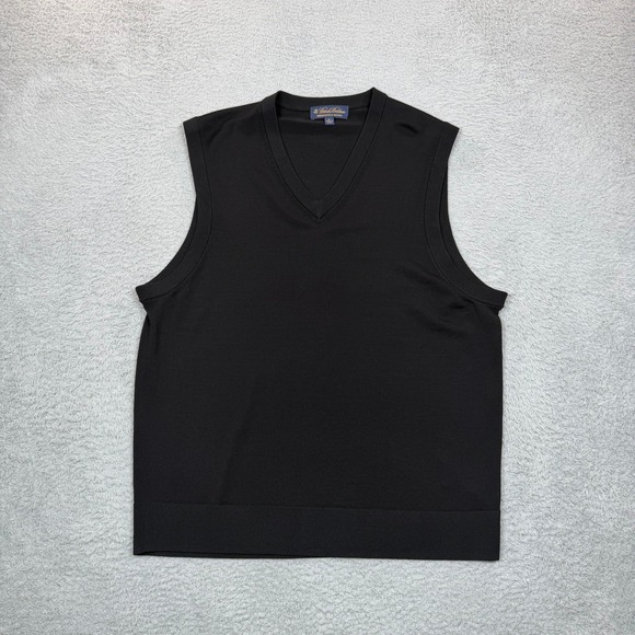 Brooks Brothers Other - Brooks Brothers Brookstech Merino Wool V-Neck Sweater Vest Mens‎ L Black Solid
